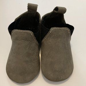 Freshly Picked Moss Green Chelsea Boots Size 4